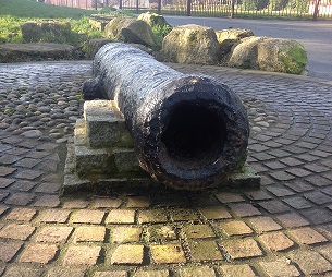 picture of and english civil war cannon